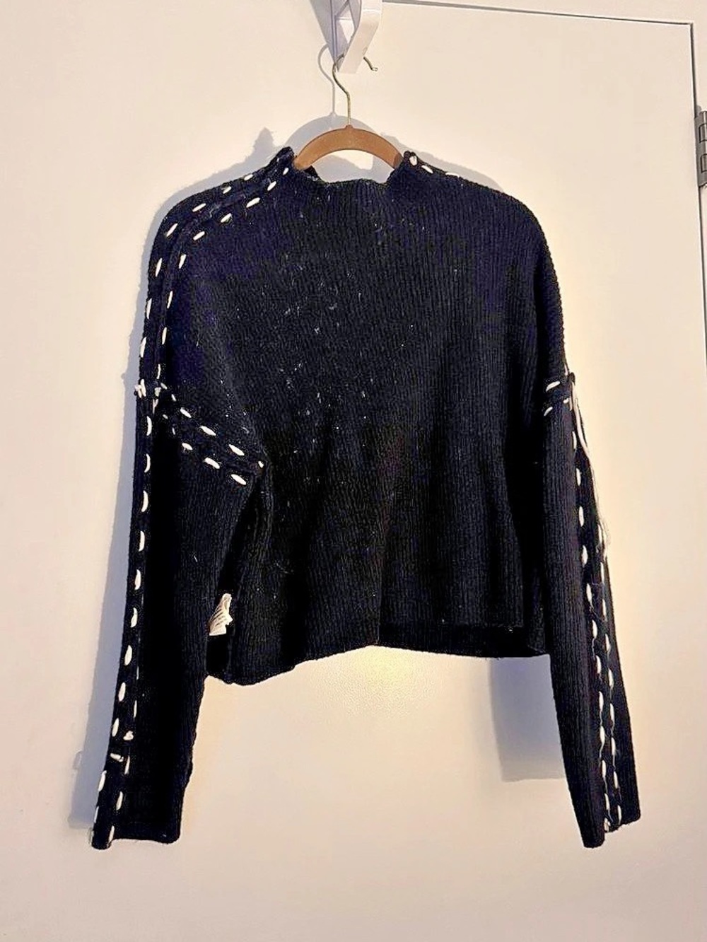 Black Open Knit Cropped Sweater Like New
